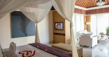 Roof-top Garden Villa